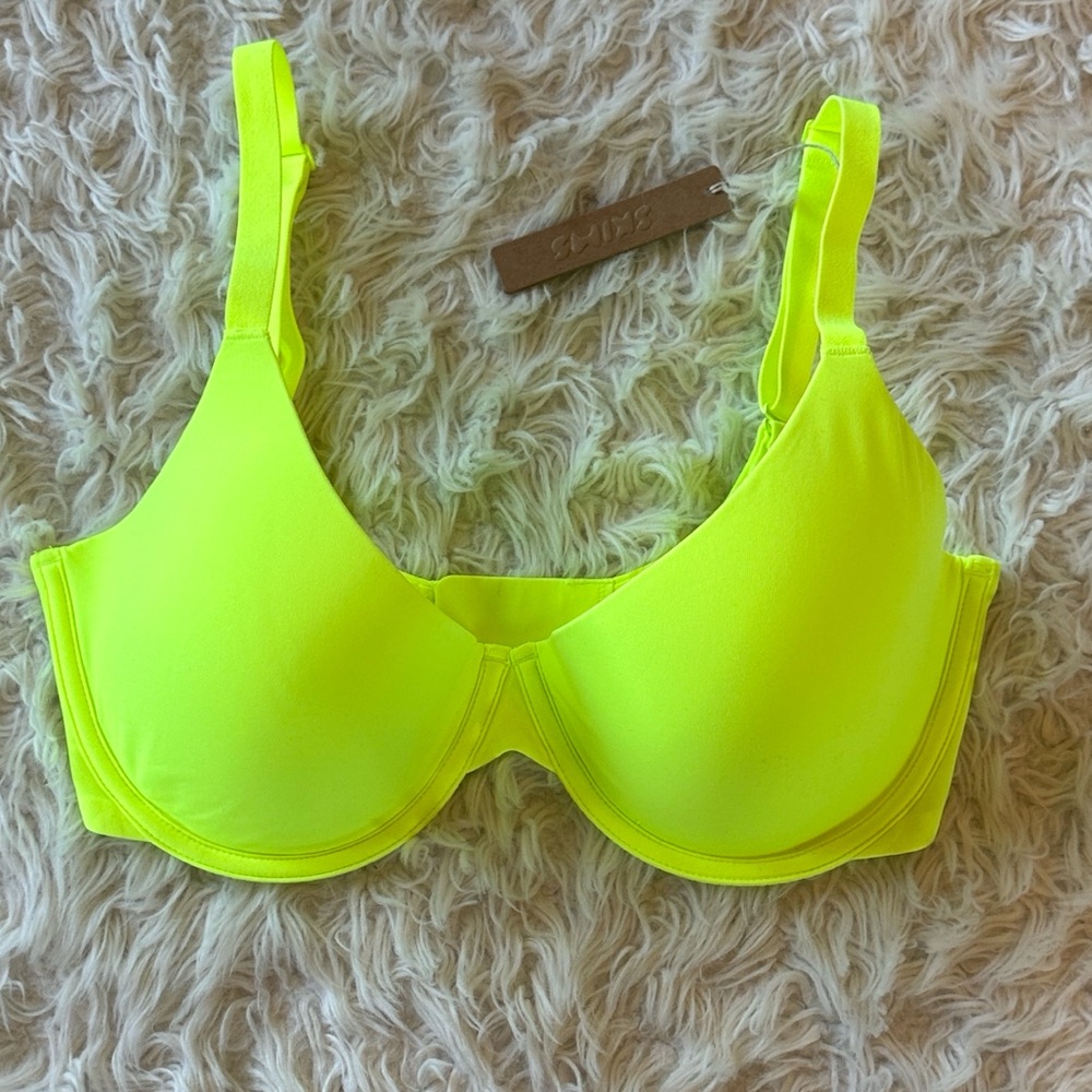 NWT Skims Fits Everybody Scoop Plunge Bra 34DDD 
Green Highlighter - Picture 3 of 9